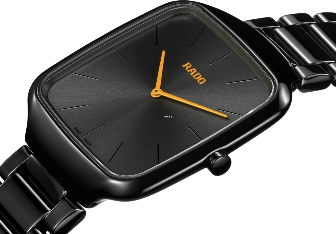 Rado,True Square 37mm,37mm,Ceramic,Black,Quartz,In-house Caliber,Sapphire,Crystal Glass,R27054162