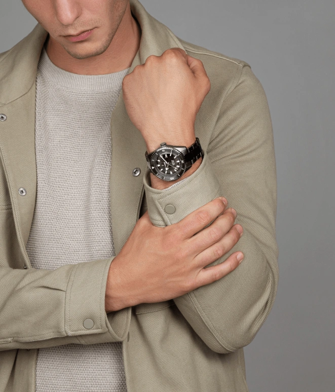 Rado,Captain Cook 43mm,43mm,Ceramic,Grey,Automatic,Day,80hours,R32144102
