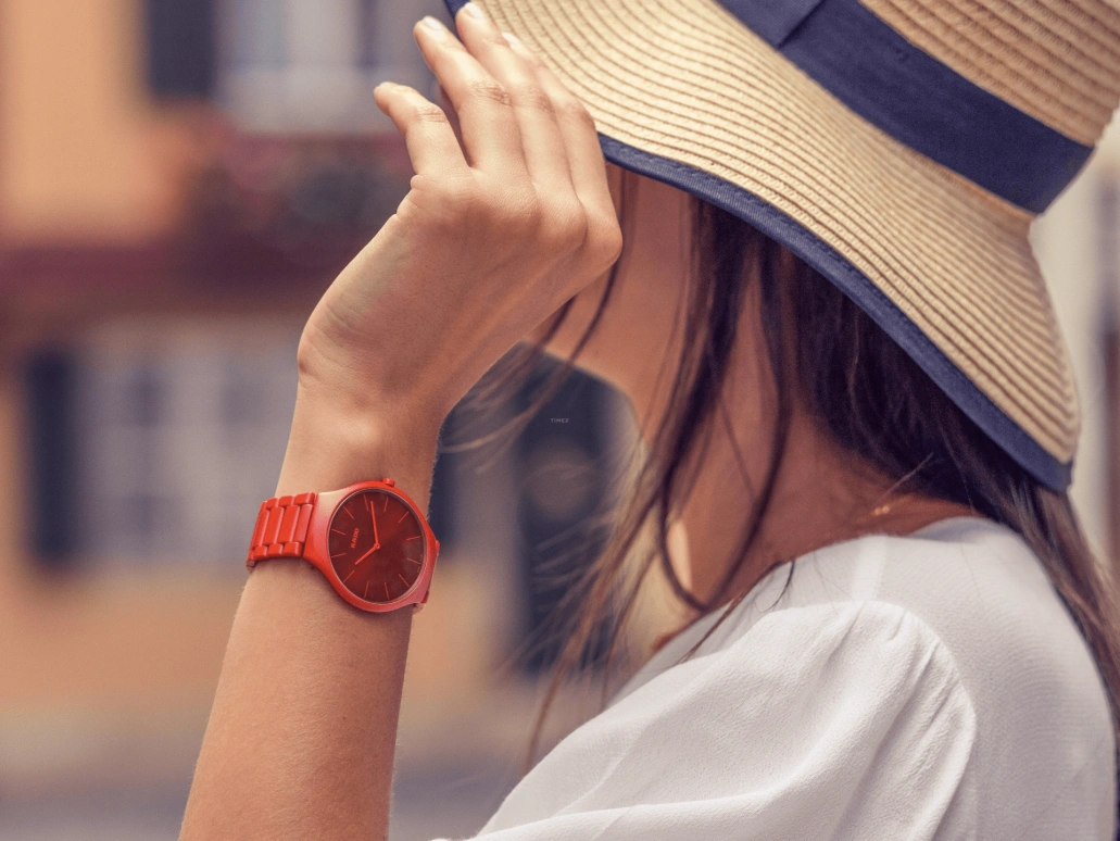 Rado,True Thinline 39mm,39mm,Ceramic,Orange Red,Quartz,In-house Caliber,Sapphire,Crystal Glass,R27095652
