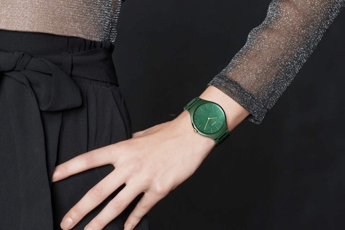Rado,True Thinline 39mm,39mm,Stainless Steel,Ceramic,Green,Quartz,In-house Caliber,Sapphire,R27006912