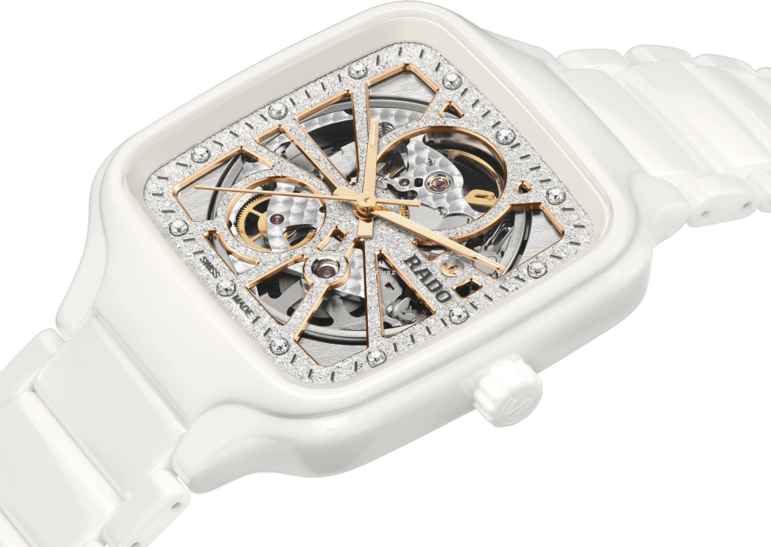 Rado,True Square 38mm,38mm,Ceramic,Silver,Automatic,Anti-magnetic,In-house Caliber,R27073722