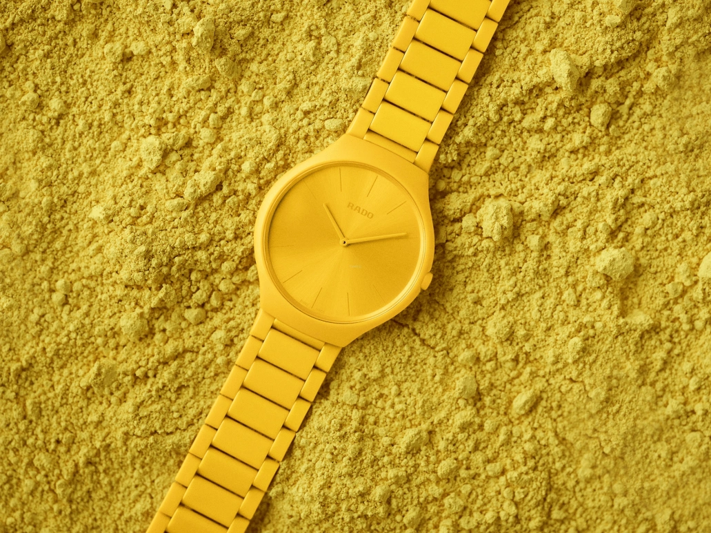Rado,True Thinline 39mm,39mm,Ceramic,Yellow,Quartz,In-house Caliber,Sapphire,Crystal Glass,R27093632
