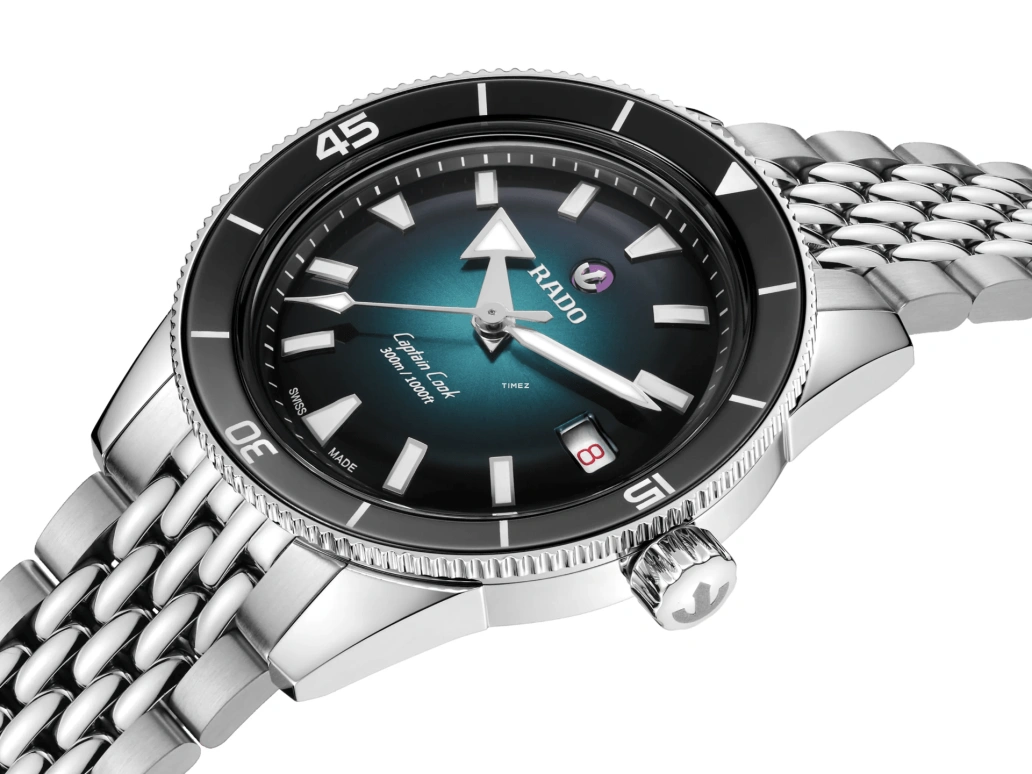 Rado,Captain Cook 39mm,39mm,Stainless Steel,Ceramic,Blue,Gradient,Automatic,Day,In-house Caliber,R32223213