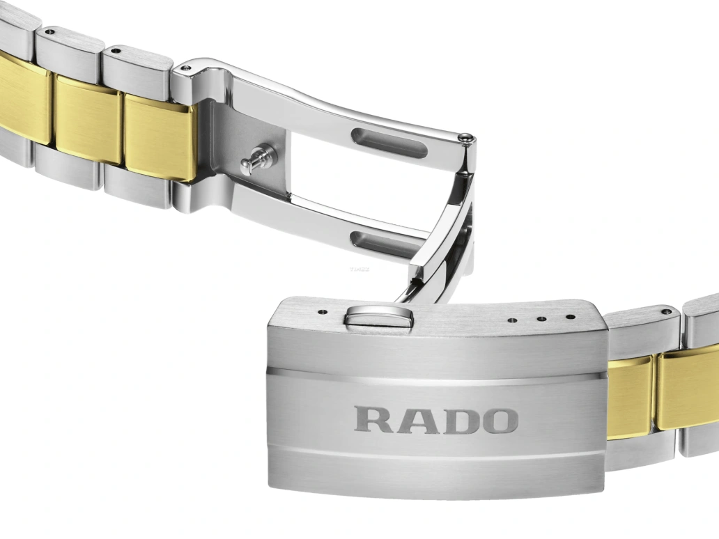 Rado,HyperChrome 41.50mm,41.50mm,Stainless Steel,Ceramic,Black,Quartz,Day,In-house Caliber,R32280153