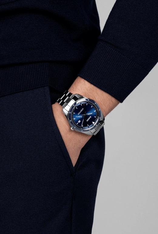 Rado,HyperChrome 44.90mm,44.90mm,Stainless Steel,Blue,Quartz,Day,In-house Caliber,R32502203