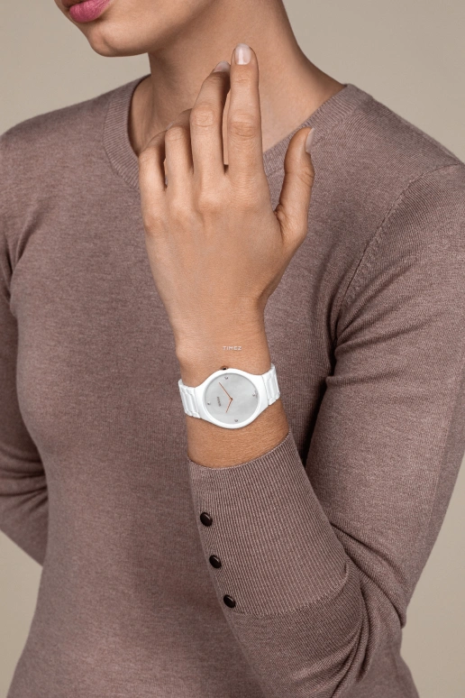 Rado,True Thinline 39mm,39mm,Ceramic,White,Quartz,In-house Caliber,Sapphire,R27957909