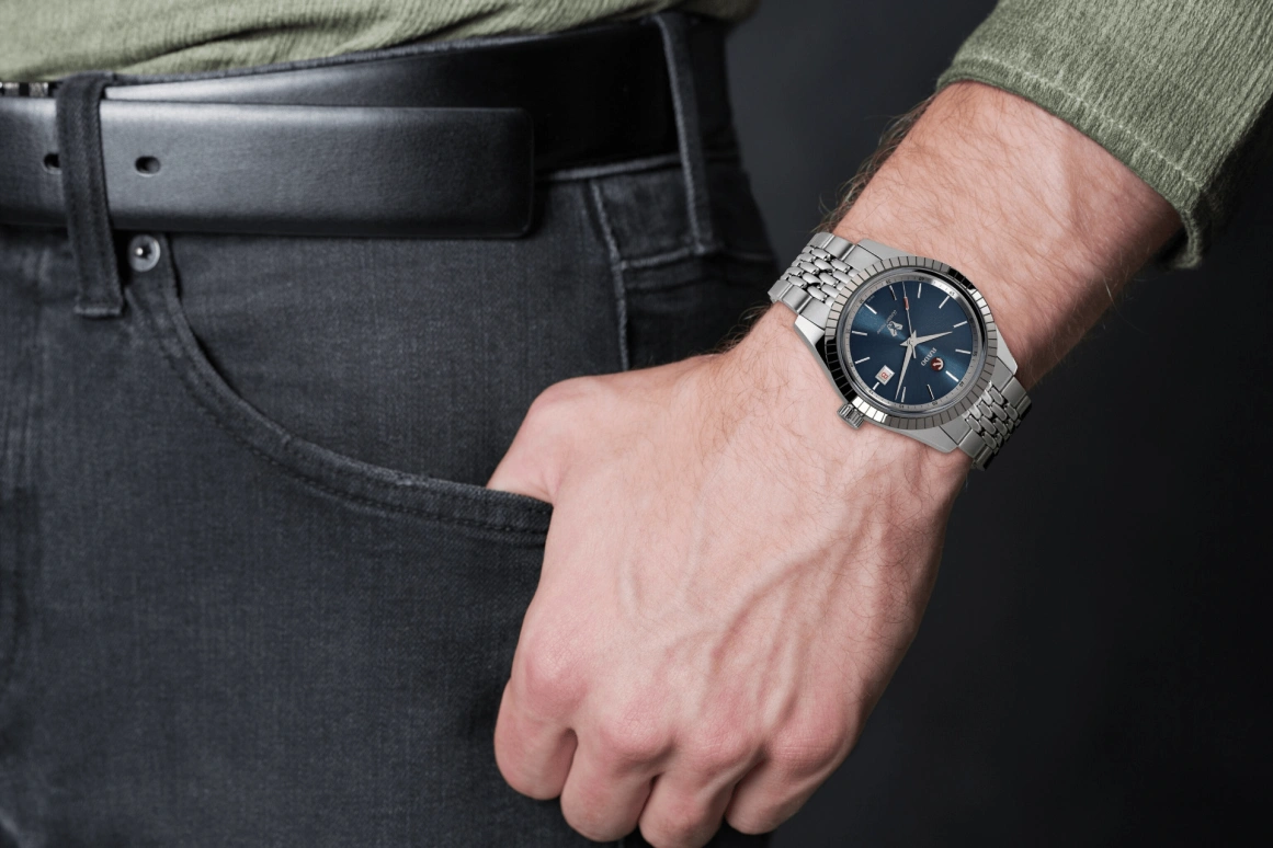 Rado,Tradition 42mm,42mm,Stainless Steel,Ceramic,Blue,Automatic,Day,80hours,R33101203