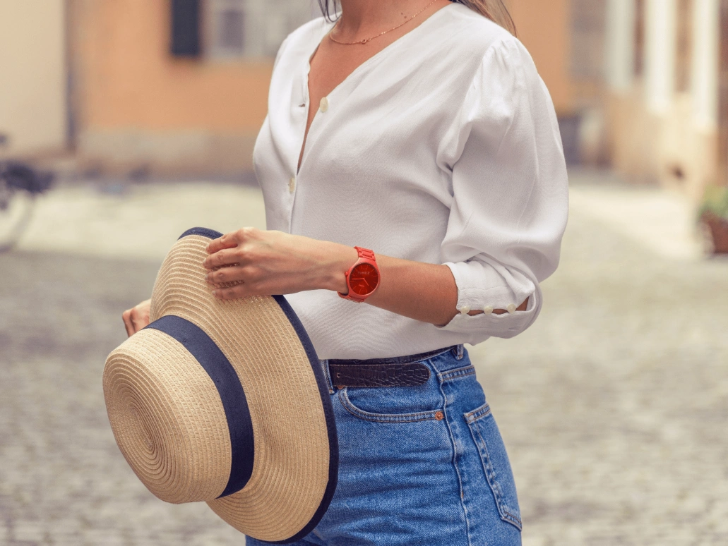 Rado,True Thinline 39mm,39mm,Ceramic,Orange Red,Quartz,In-house Caliber,Sapphire,Crystal Glass,R27095652