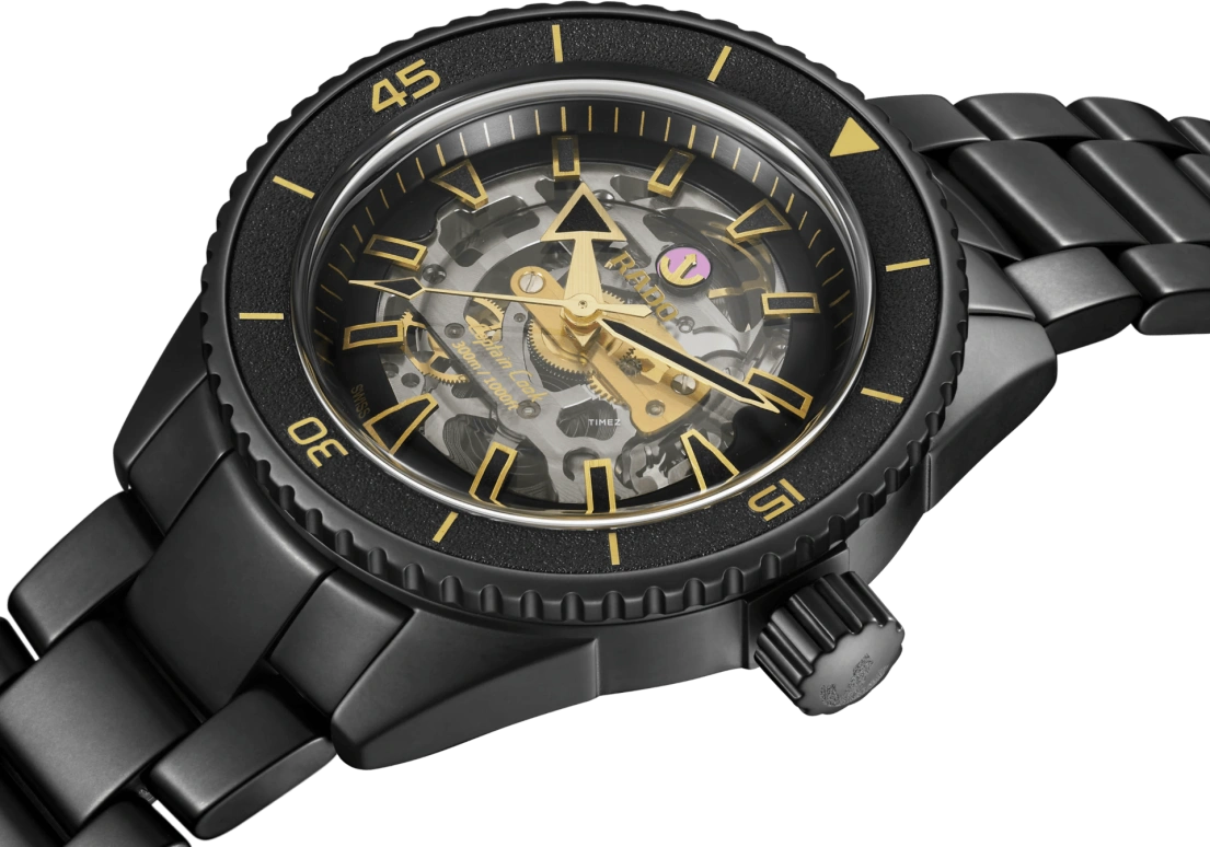 Rado,Captain Cook 43mm,43mm,Titanium Gold,Cermet,Grey,Skeleton,Automatic,Sapphire,Crystal Glass,Round,R32147162