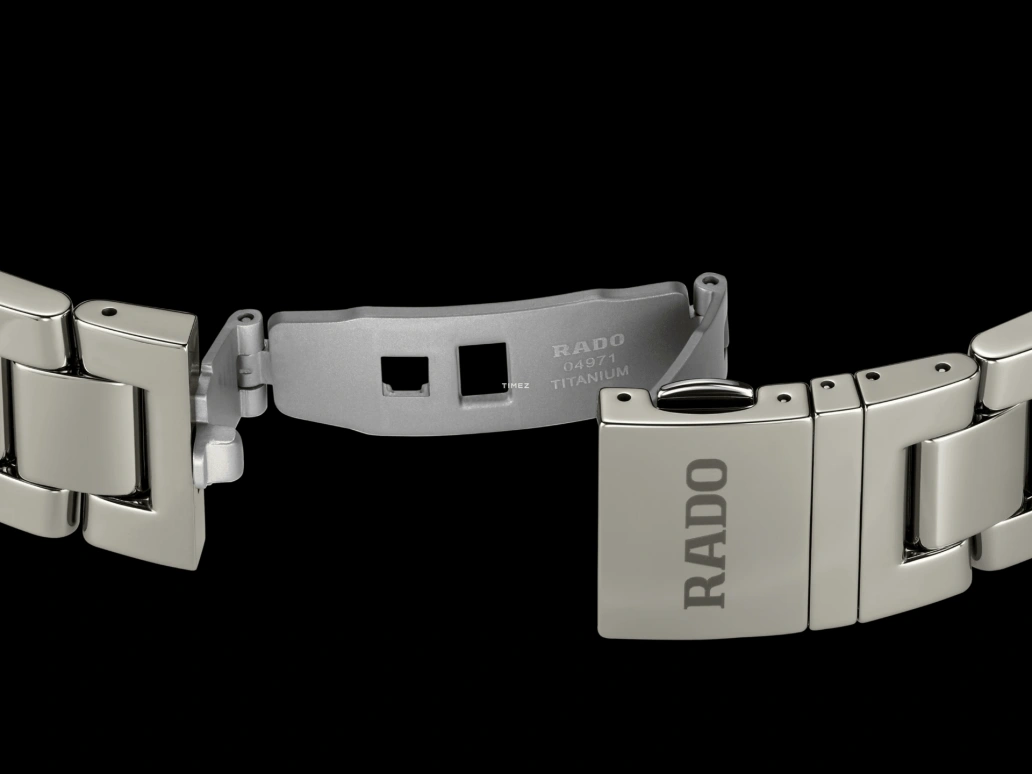 Rado,HyperChrome 42mm,42mm,Ceramic,Grey,Skeleton,Automatic,In-house Caliber,Sapphire,Crystal Glass,R32158102
