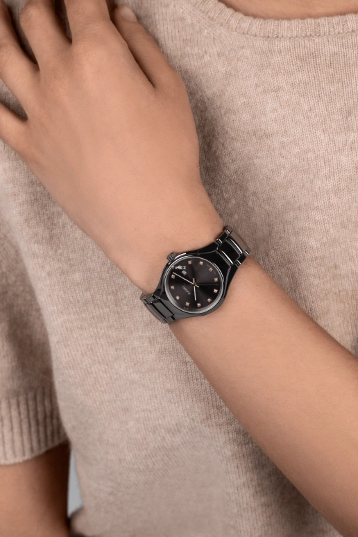 Rado,True Round 30mm,30mm,Ceramic,Coal Gray,Quartz,Day,In-house Caliber,R27060732