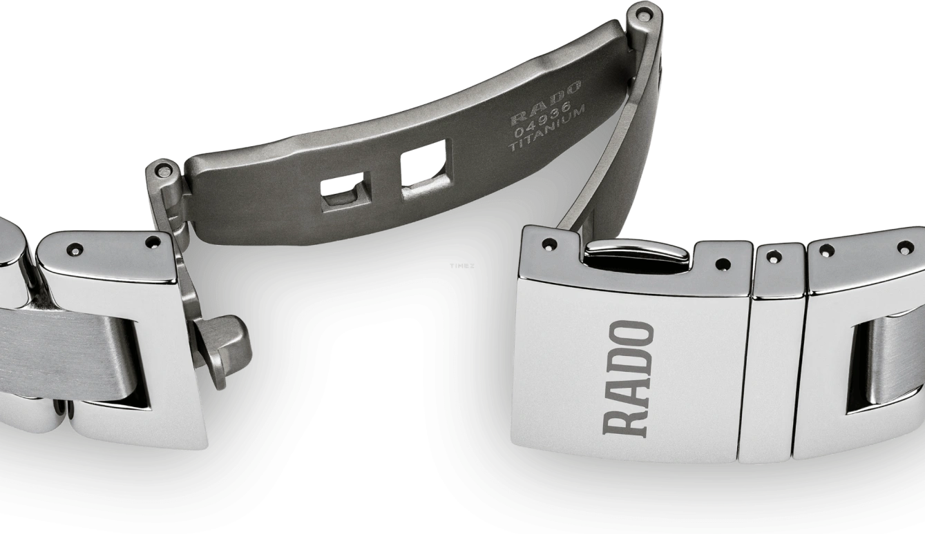 Rado,HyperChrome 44.90mm,44.90mm,Stainless Steel,Green,Quartz,Day,In-house Caliber,R32502313