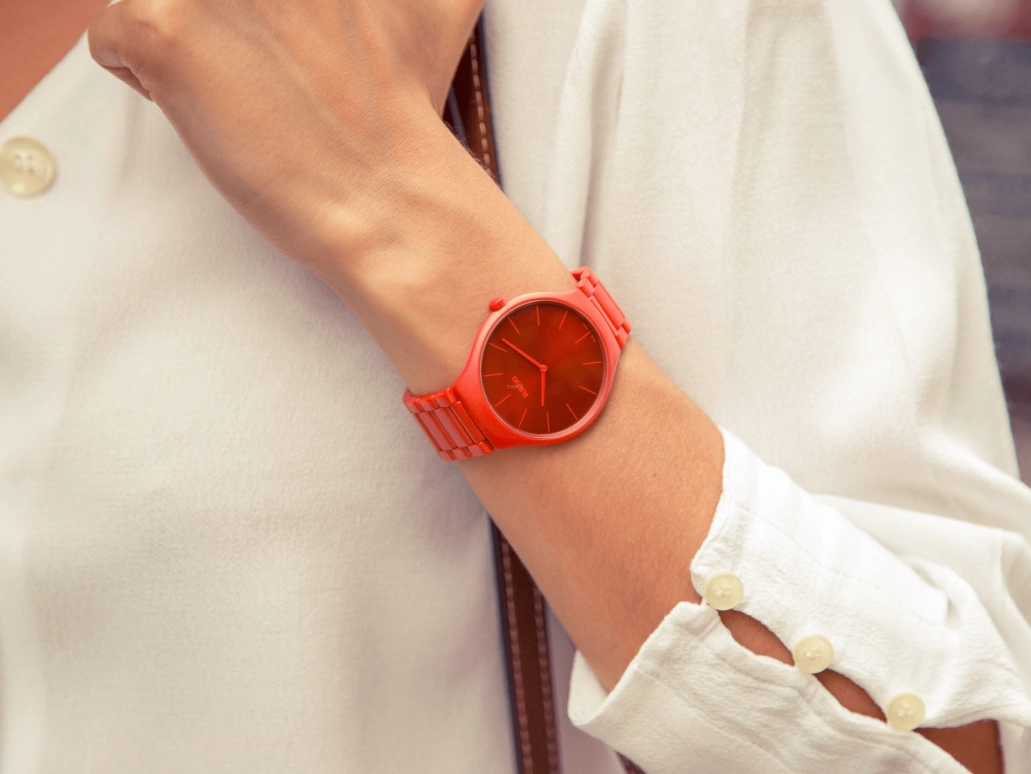 Rado,True Thinline 39mm,39mm,Ceramic,Orange Red,Quartz,In-house Caliber,Sapphire,Crystal Glass,R27095652