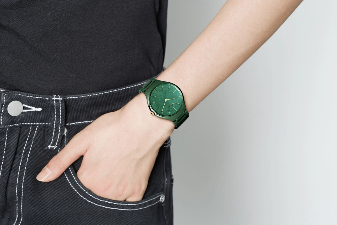 Rado,True Thinline 39mm,39mm,Stainless Steel,Ceramic,Green,Quartz,In-house Caliber,Sapphire,R27006912