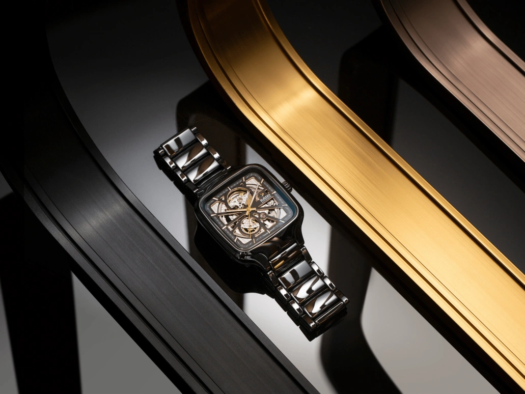 Rado,True Square 38x44.20mm,38x44.20mm,Ceramic,Black,Automatic,80hours,In-house Caliber,R27086162