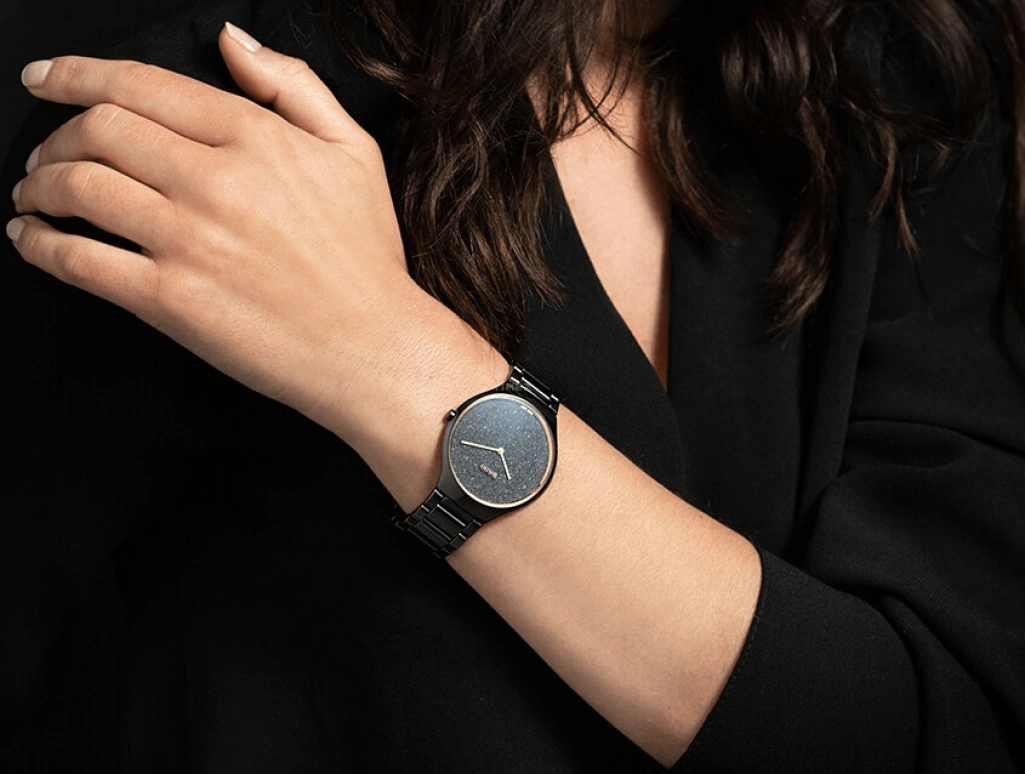 Rado,True Thinline 39mm,39mm,Ceramic,Black,Quartz,In-house Caliber,Sapphire,R27009152