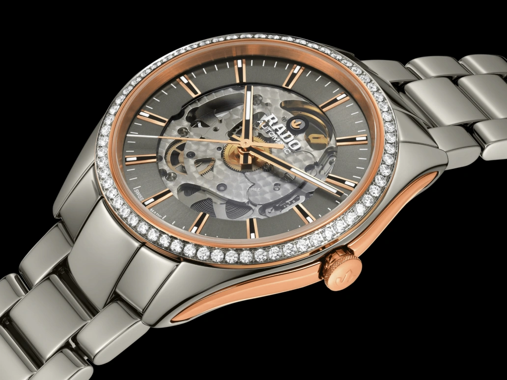 Rado,HyperChrome 42mm,42mm,Ceramic,Grey,Skeleton,Automatic,In-house Caliber,Sapphire,Crystal Glass,R32158102