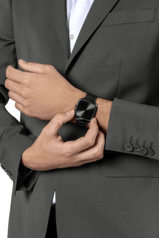 Rado,True Square 37mm,37mm,Ceramic,Black,Quartz,In-house Caliber,Sapphire,Crystal Glass,R27062152
