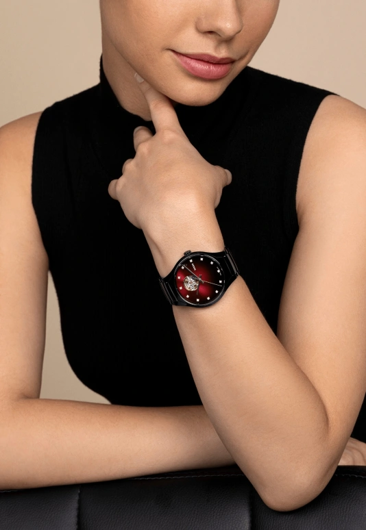 Rado,True Round 40mm,40mm,Ceramic,Gradient,Red,Automatic,In-house Caliber,Sapphire,R27107742