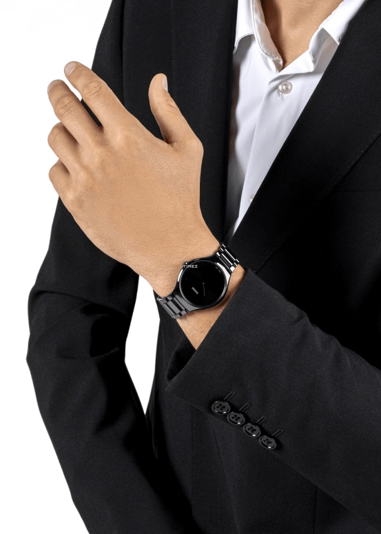 Rado,True Thinline 39mm,39mm,Ceramic,Black,Quartz,In-house Caliber,Sapphire,Crystal Glass,R27741182