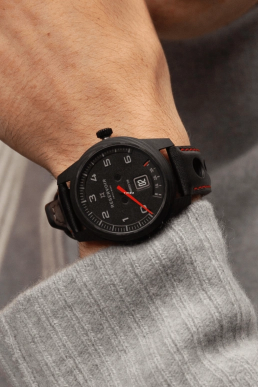 Reservoir,GT-Tour 43mm,43mm,Carbon,Black,Automatic,Power Reserve Indicator,Jumping Hours,Retrograde,RSV11,RSV11.GT/530-11