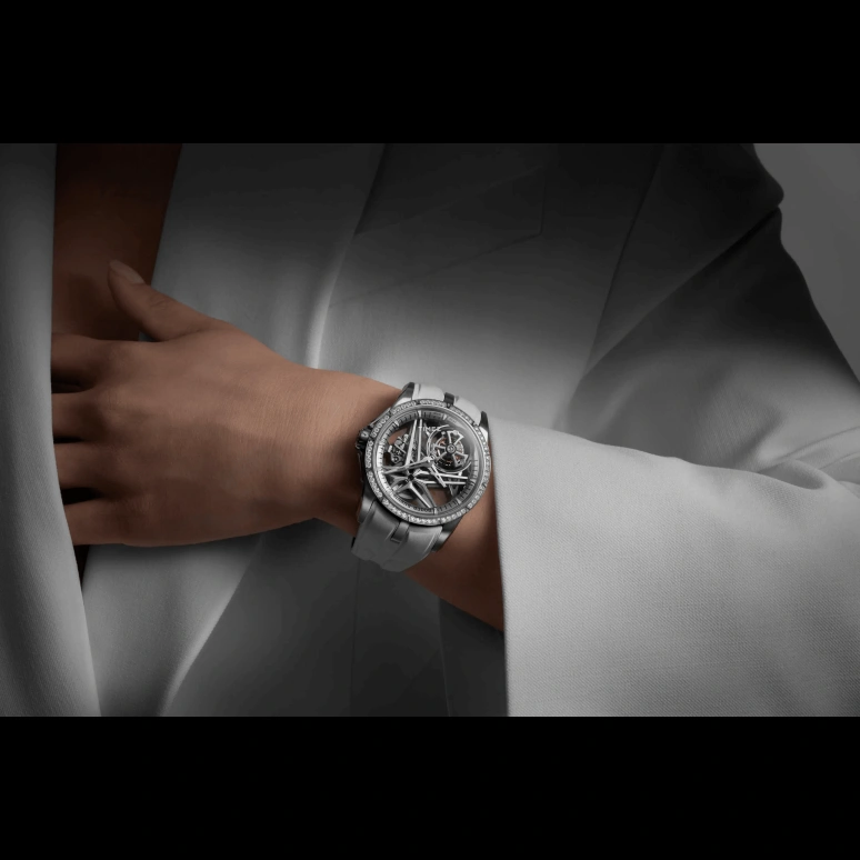 Roger Dubuis,Excalibur 42mm,42mm,White Gold,Silver,Skeleton,Handwound,Tourbillon,72hours,RDDBEX0989