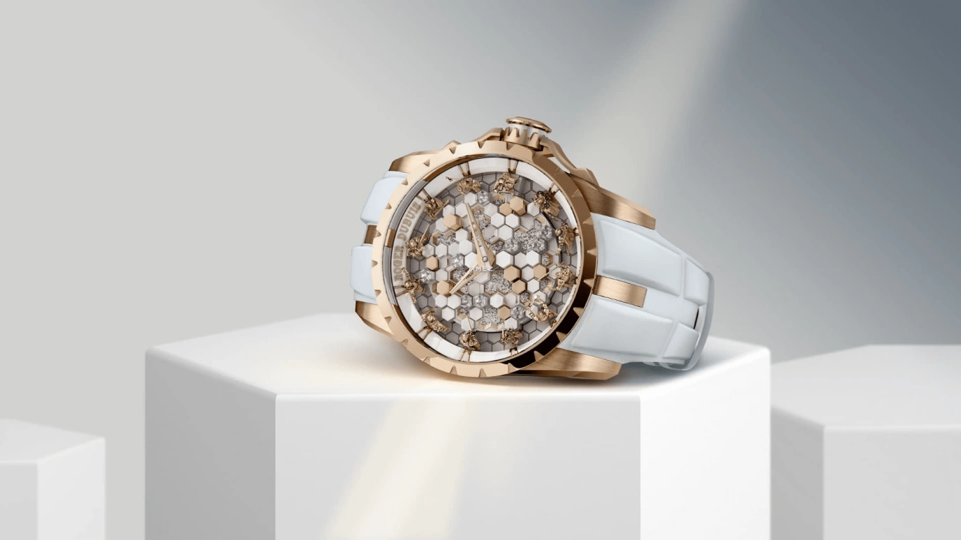 Roger Dubuis,Knights of The Round Table 45mm,45mm,Pink Gold,Sapphire,White,Automatic,48hours,In-house Caliber,RDDBEX1117