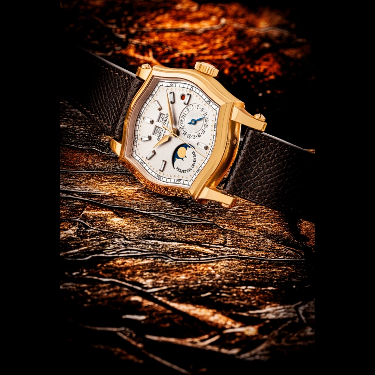 Roger Dubuis,Other 37x48mm,37x48mm,Rose Gold,White,Automatic,Moonphase,Perpetual Calendar,Leap Year,Month,Sapphire,Crystal Glass,Other,RD5739