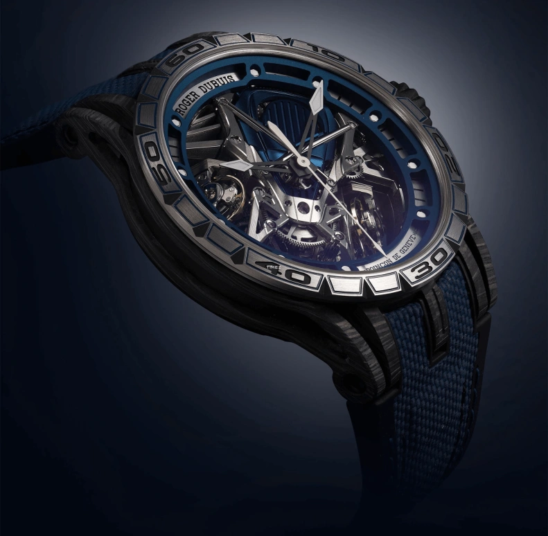 Roger Dubuis,Excalibur 45mm,45mm,Carbon,Skeleton,Handwound,Tourbillon,40hours,RDDBEX0730