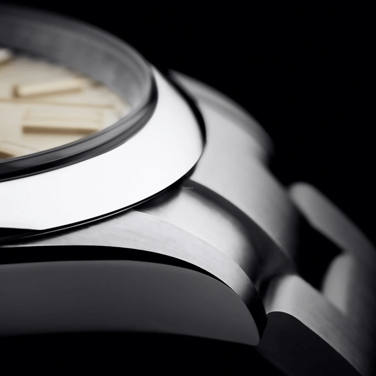 Rolex,Oyster Perpetual 41mm,41mm,Stainless Steel,Silver,Automatic,70hours,In-house Caliber,124300,124300-0001
