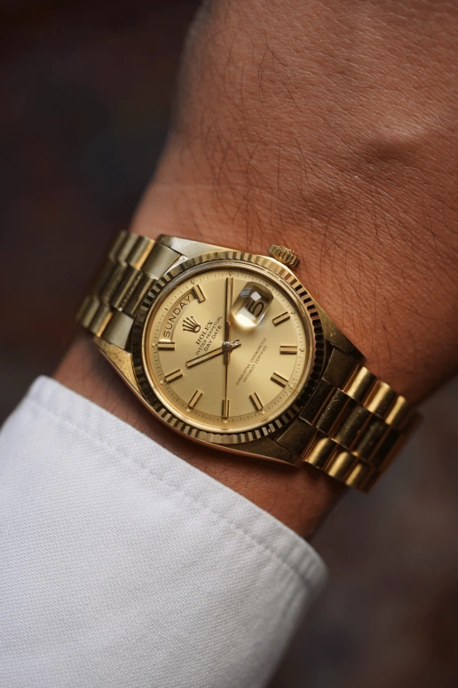 Rolex,Day-Date 36 36mm,36mm,Yellow Gold,Champagne,Automatic,Date,Day,1803 YG Wide Boy