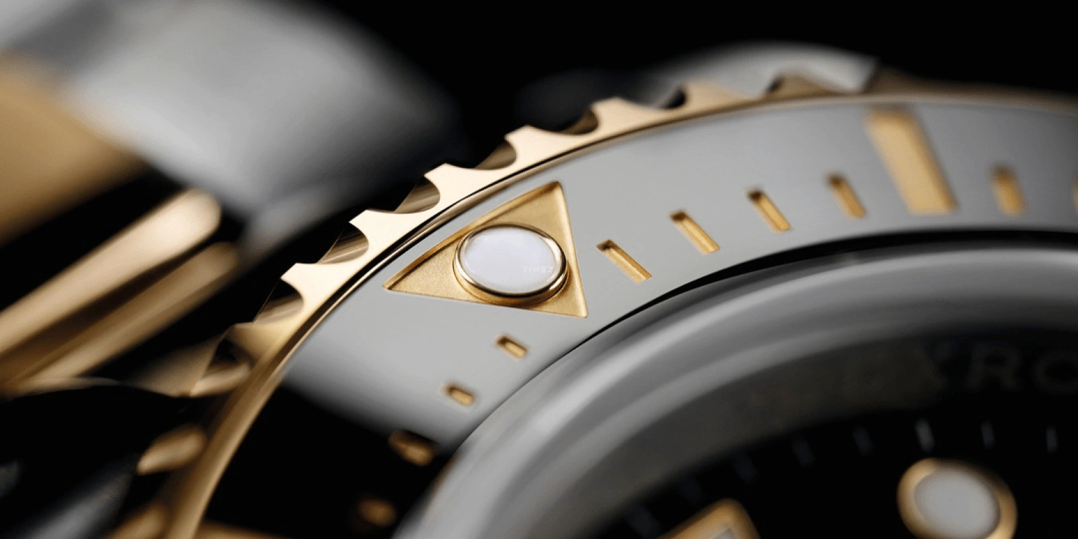 Rolex,Sea-Dweller 43mm,43mm,Yellow Gold,Oystersteel,Black,Automatic,Day,70hours,126603,126603-0001