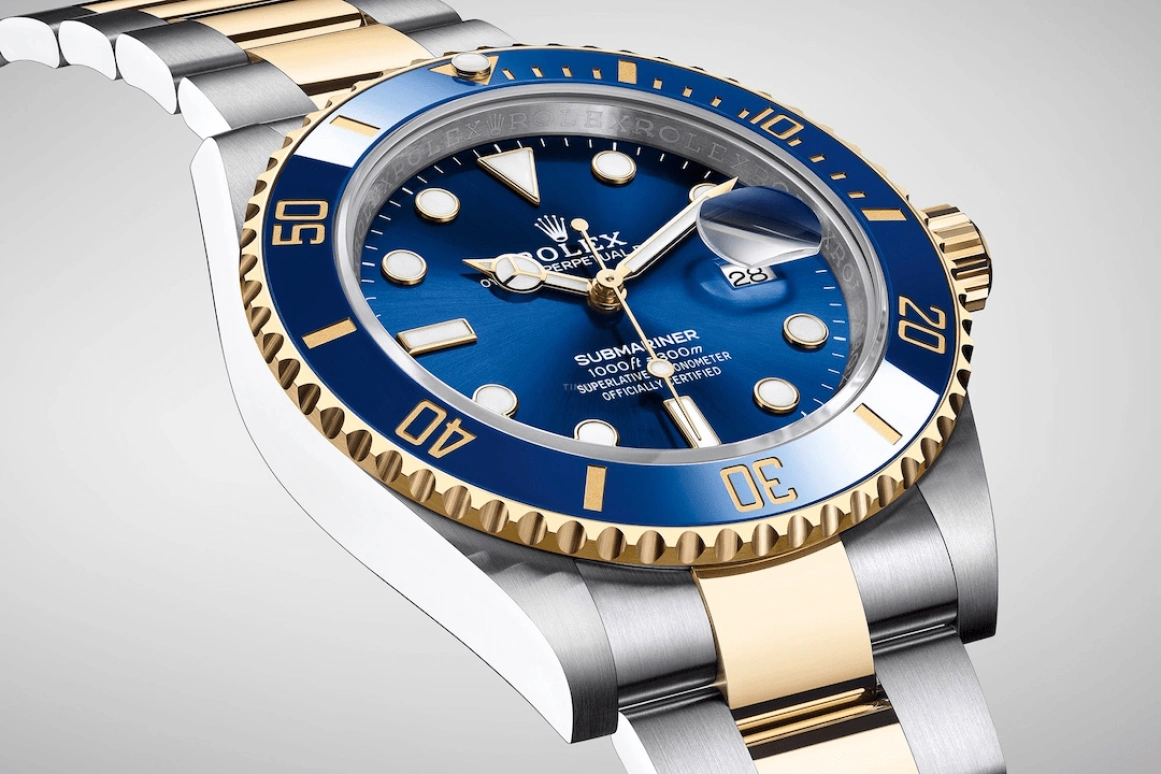 Rolex,Submariner 41mm,41mm,Yellow Gold,Oystersteel,Blue,Automatic,Day,70hours,126613LB,126613LB-0002