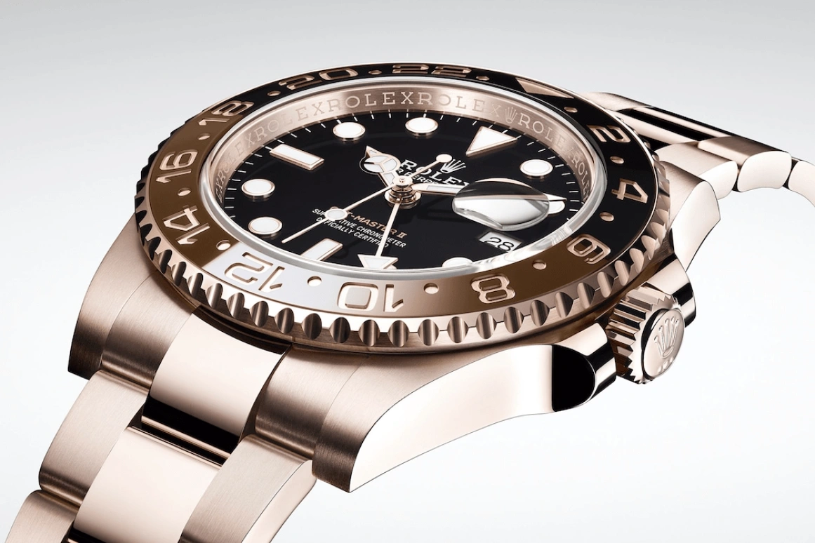 Rolex,GMT-Master II 40mm,40mm,Everose Gold,Black,Automatic,Day,Dule Time,Aymeric Laporte,Cristian Romero,Dwayne Johnson,Roger Federer,Cuti,126715CHNR,126715CHNR-0001
