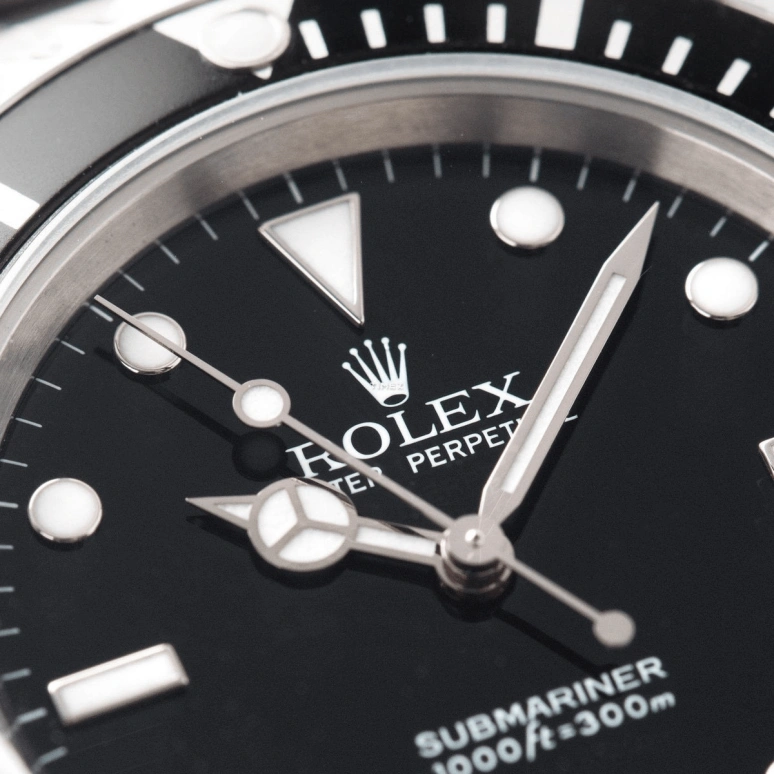 Rolex,Submariner 40mm,40mm,Stainless Steel,Black,Automatic,48hours,In-house Caliber,14060M,14060M-0001