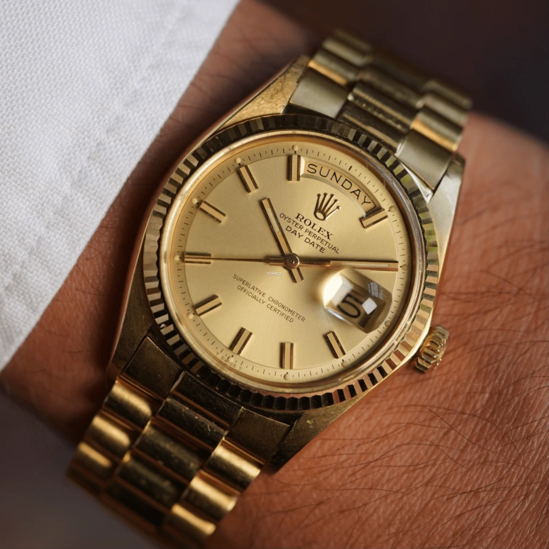 Rolex,Day-Date 36 36mm,36mm,Yellow Gold,Champagne,Automatic,Date,Day,1803 YG Wide Boy