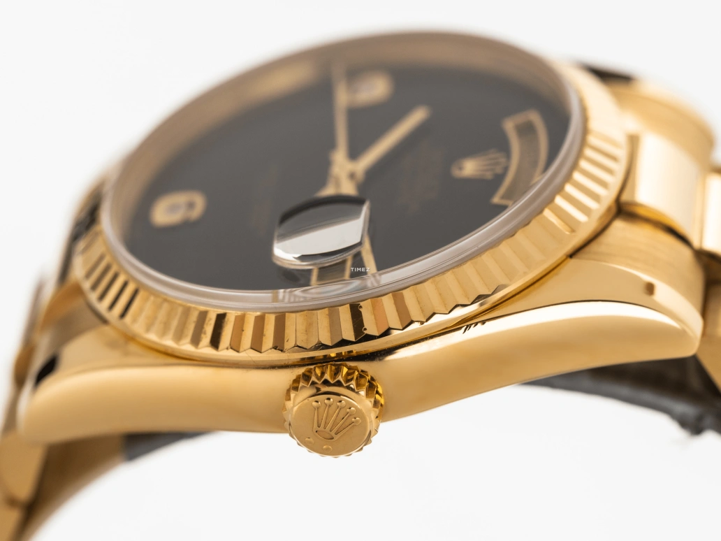 Rolex,Day-Date 36 36mm,36mm,Yellow Gold,Black,Automatic,Date,Day,118238 Onyx Arabic