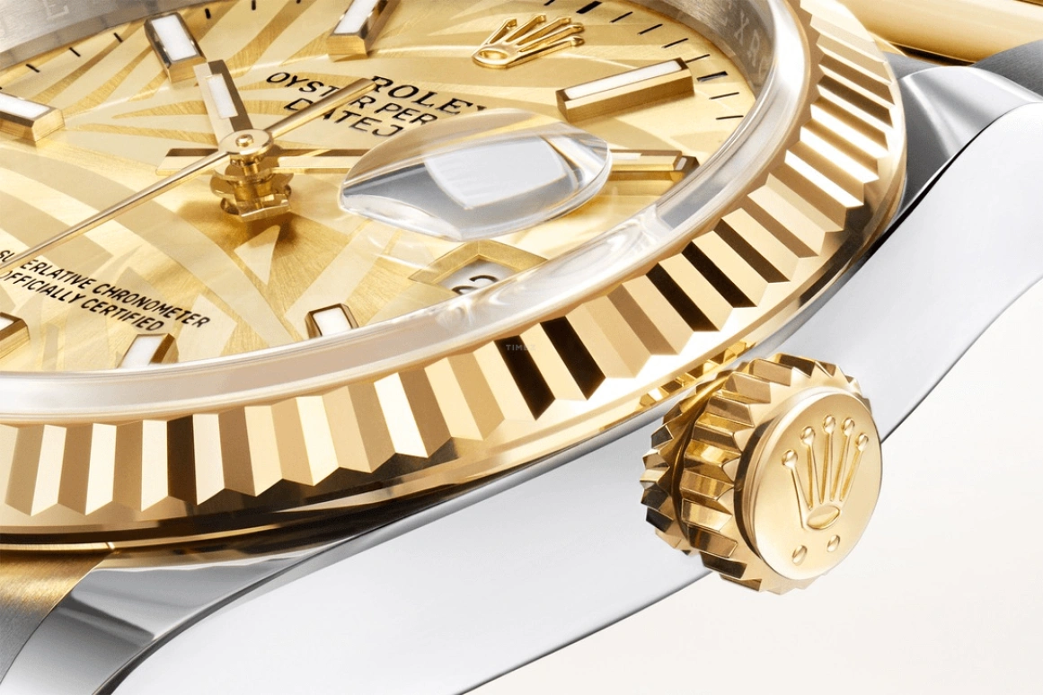 Rolex,Datejust 36 36mm,36mm,Yellow Gold,Stainless Steel,Champagne,Automatic,Day,70hours,126233,126233-0038