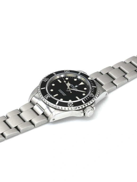 Rolex,Submariner 39mm,39mm,Stainless Steel,Black,Automatic,In-house Caliber,Sapphire,14060