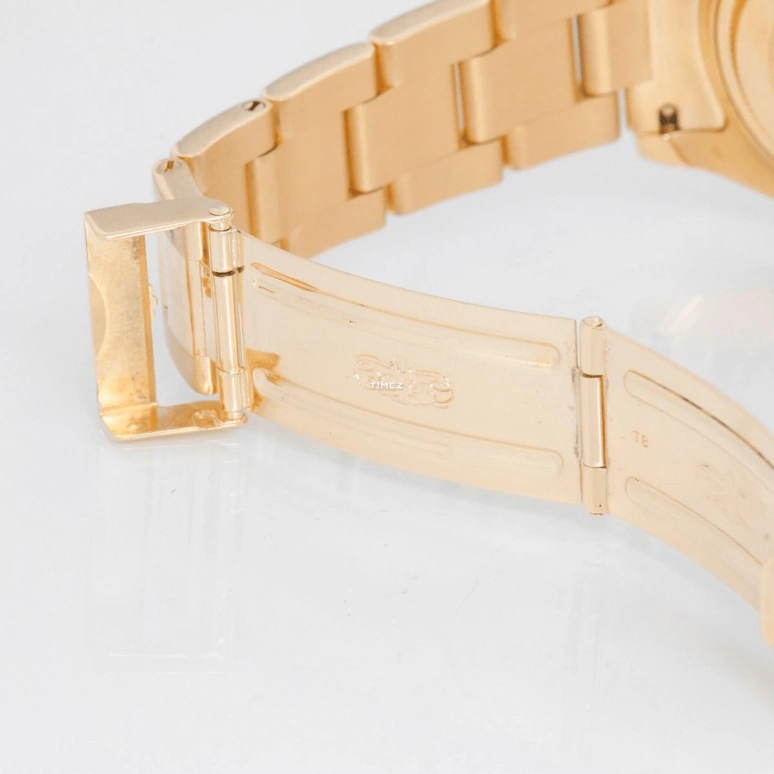 Rolex,Yacht-Master 40mm,40mm,Yellow Gold,White,Automatic,Day,48hours,16628,16628-Serti