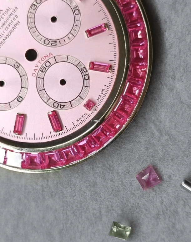 Rolex,Daytona 40mm,40mm,Yellow Gold,Pink,Automatic,Chronograph,Sapphire,126538TRO