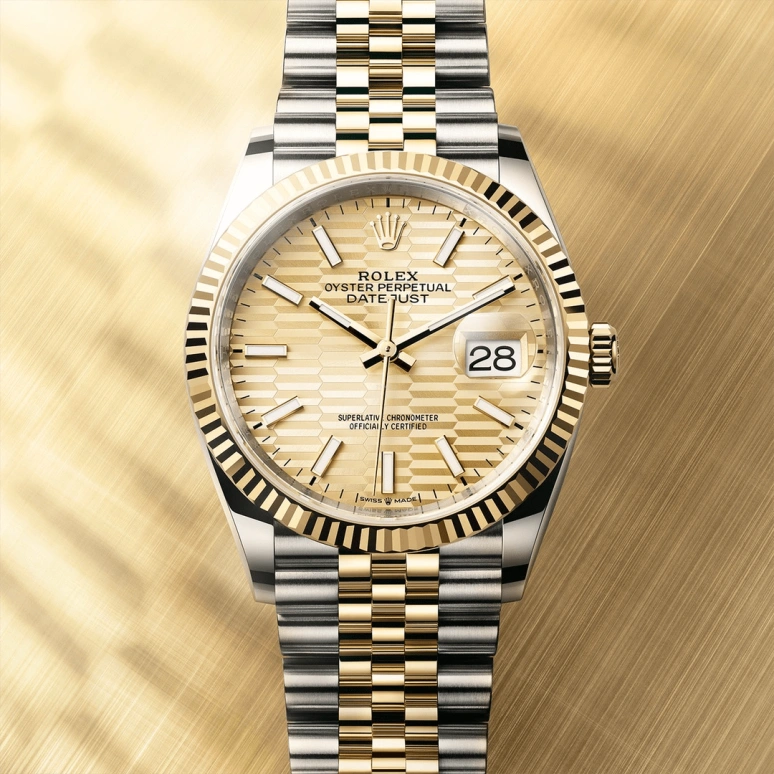 Rolex,Datejust 36 36mm,36mm,Yellow Gold,Stainless Steel,Champagne,Automatic,Day,70hours,126233,126233-0039