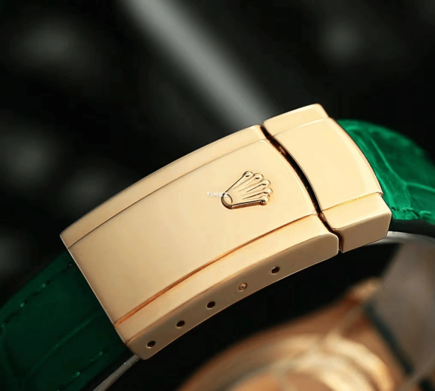 Rolex,Datejust 36 36mm,36mm,Yellow Gold,Green,Automatic,Day,48hours,116138