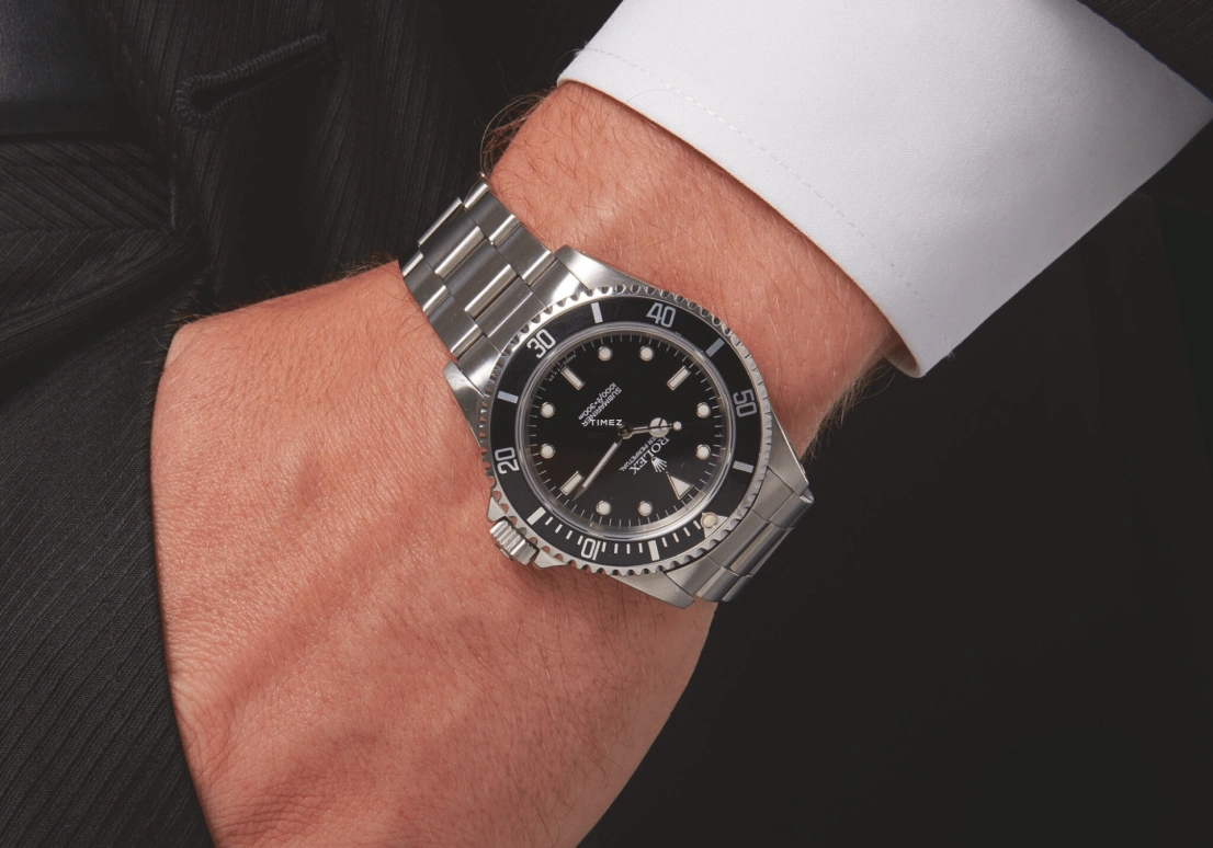 Rolex,Submariner 39mm,39mm,Stainless Steel,Black,Automatic,In-house Caliber,Sapphire,14060