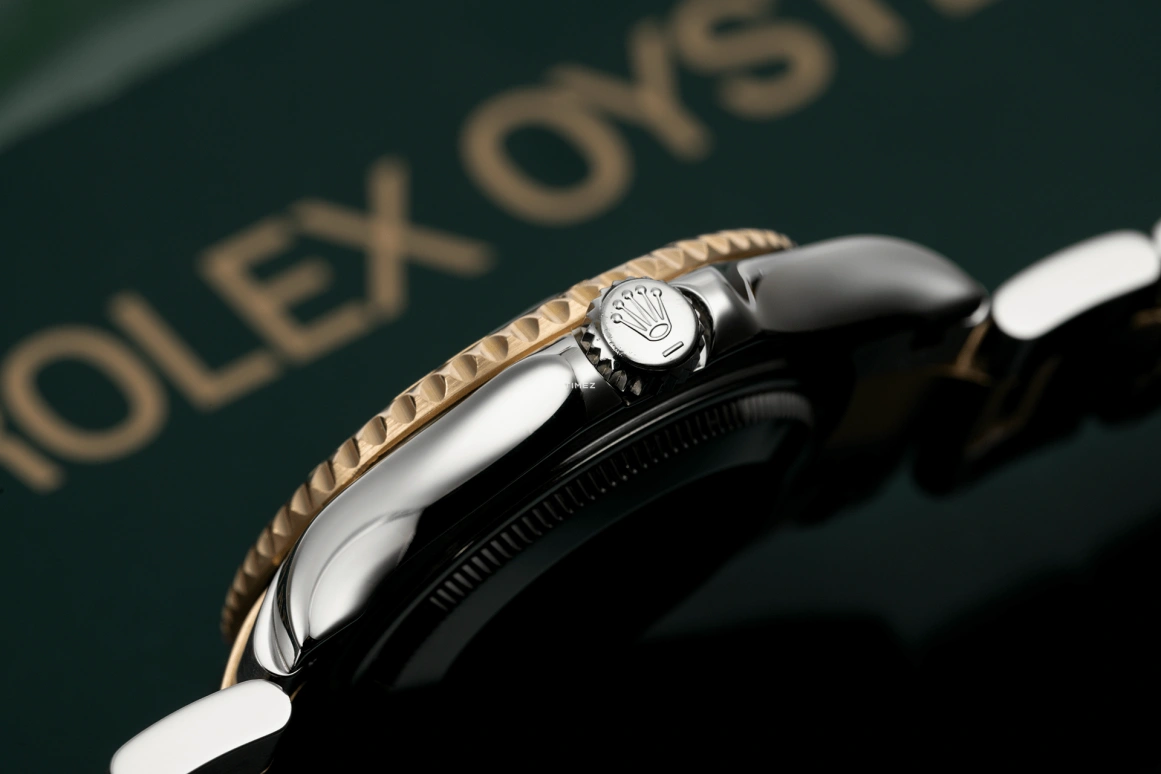 Rolex,Yacht-Master 35mm,35mm,Stainless Steel,Yellow Gold,Blue,Automatic,Day,48hours,168623,168623-0015