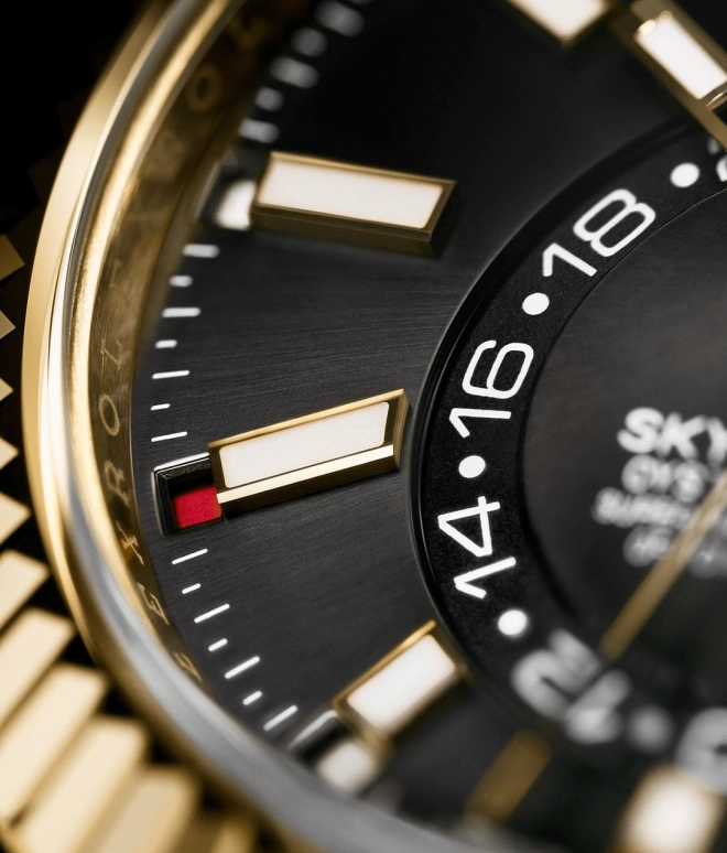 Rolex,Sky-Dweller 42mm,42mm,Yellow Gold,Black,Automatic,Annual Calendar,Month,Date,326238,326238-0009