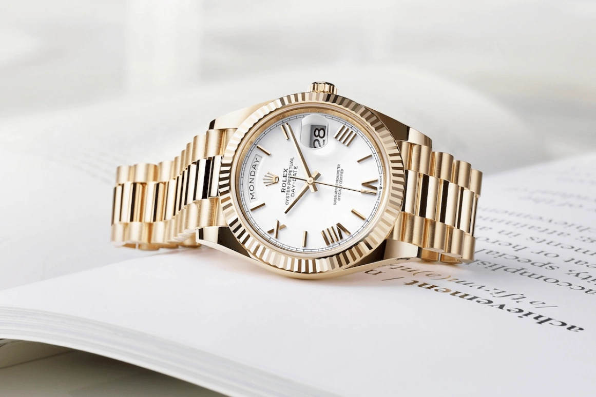 Rolex,Day-Date 40 40mm,40mm,Yellow Gold,White,Automatic,Date,Day,228238,228238-0042
