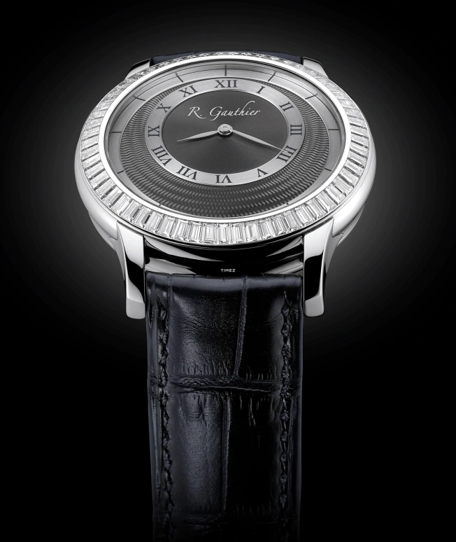 Romain Gauthier,Prestige HM 41mm,41mm,Platinum,Silver,Grey,Handwound,60hours,In-house Caliber,MON00007