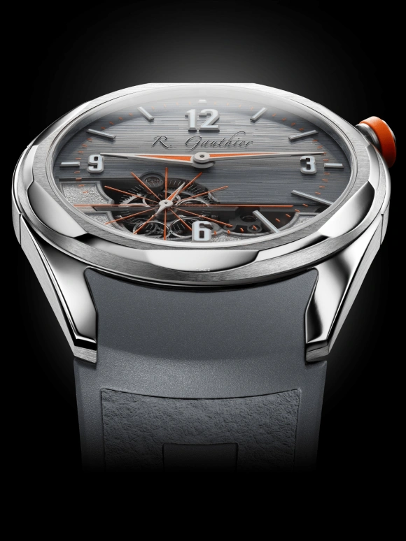 Romain Gauthier,C by Romain Gauthier 41mm,41mm,Titanium,Grey,Silver,Handwound,60hours,In-house Caliber,MON00560