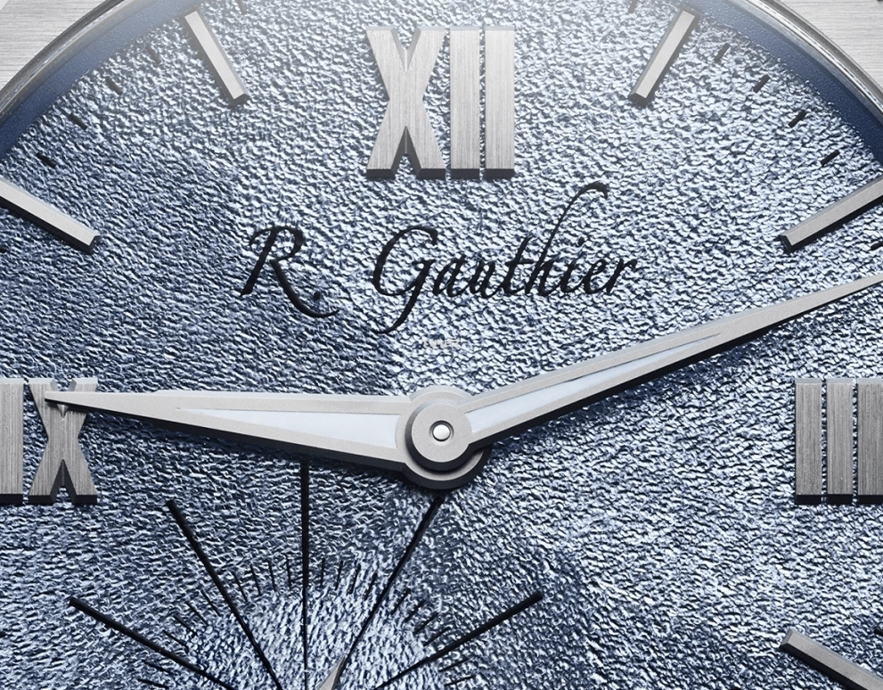 Romain Gauthier,C by Romain Gauthier 41mm,41mm,Stainless Steel,Blue,Handwound,60hours,In-house Caliber,MON00555